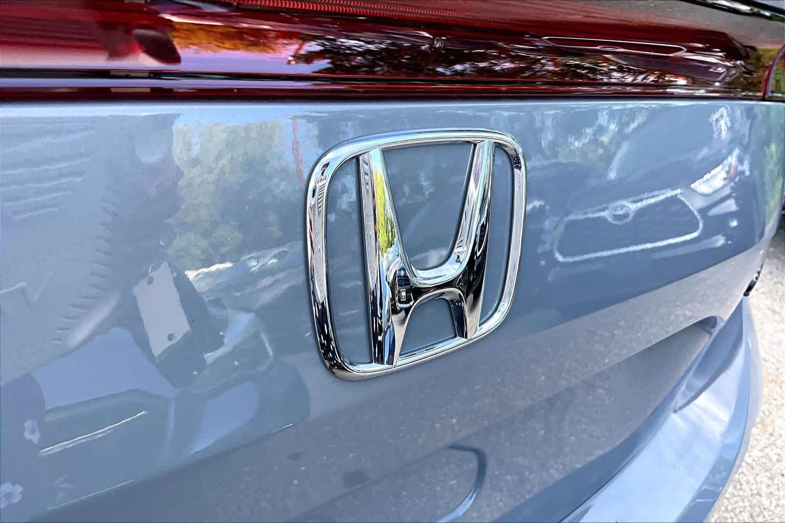 Used 2026 Urban Gray Pearl Honda Sport image 29
