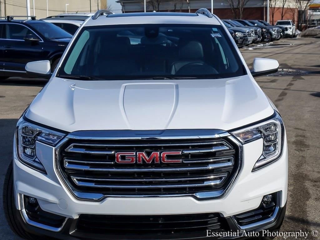 2023 GMC TERRAIN - Image 4
