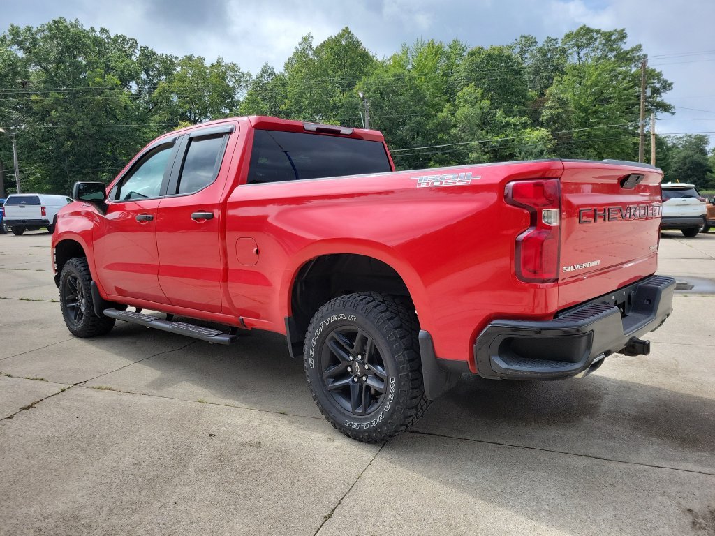 Used 2019 Red Chevrolet Custom Trail Boss image 3