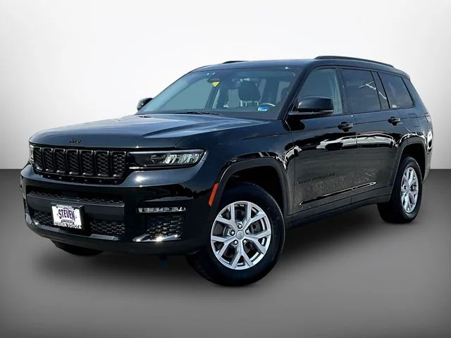 Used 2021 Black Jeep Limited image 3