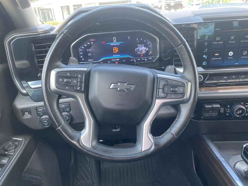 Used 2024 White Chevrolet LT Trail Boss image 18