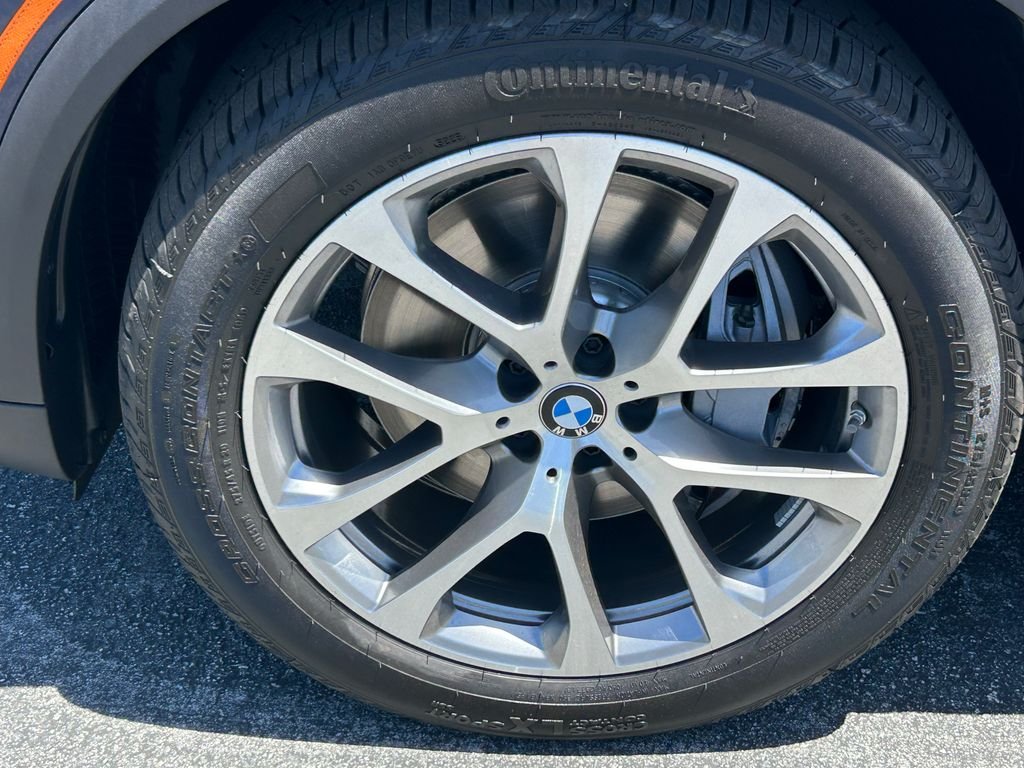 2026 BMW X5 50e - Photo 9
