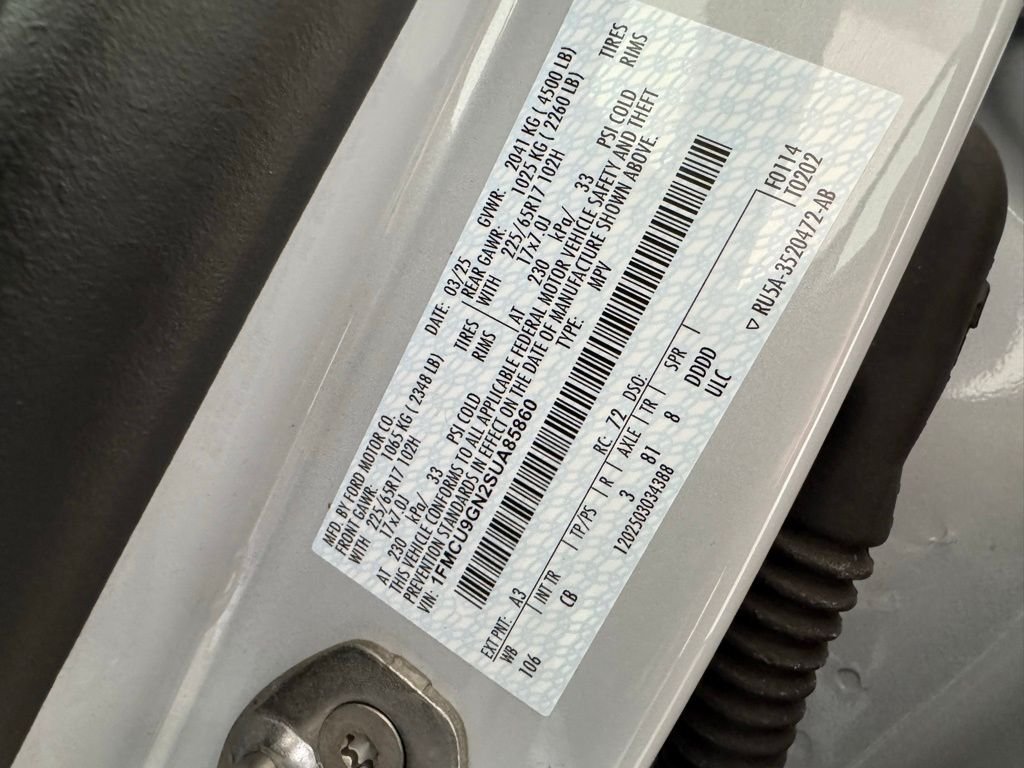 Used 2025 Space Silver Metallic Ford Active image 32