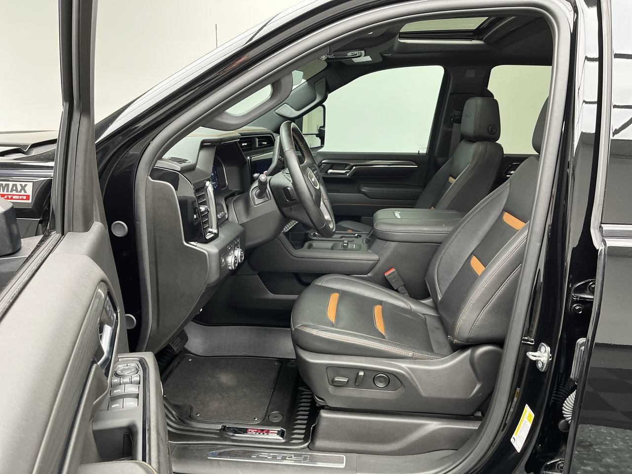 Certified Used 2024 Onyx Black GMC AT4 image 3