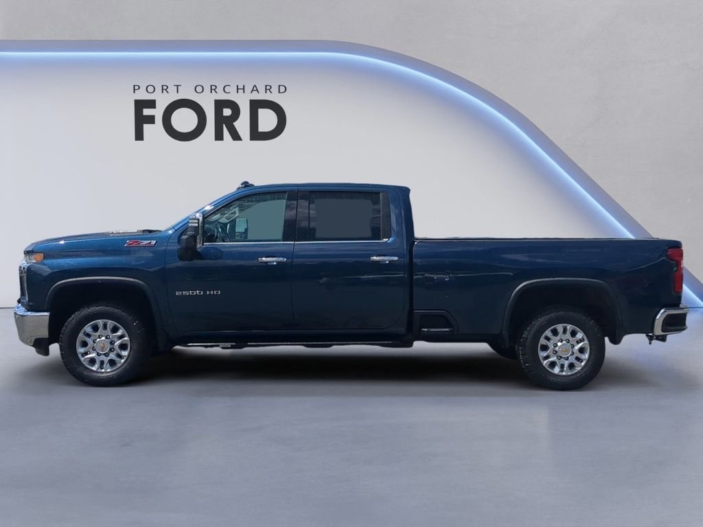 Used 2021 Blue Chevrolet LTZ image 3