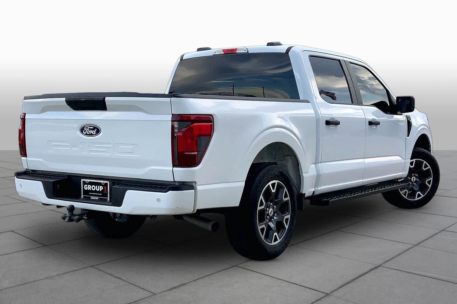 Certified Used 2024 Oxford White Clearcoat Ford STX image 13