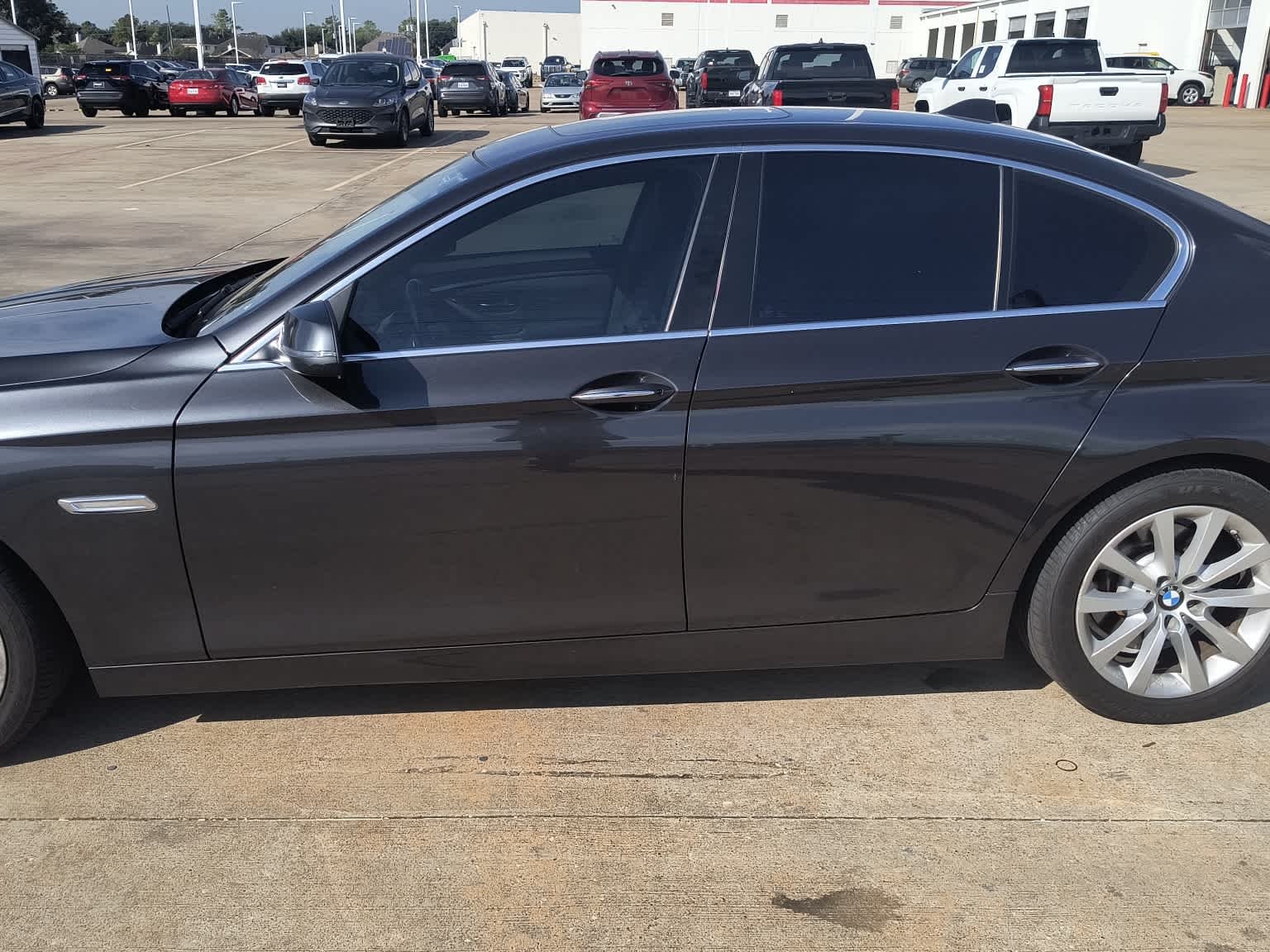 Used 2016 Black Sapphire Metallic BMW 535i image 2