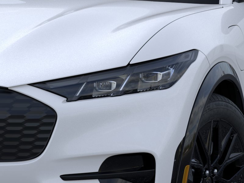 New 2026 Star White Metallic Tri-coat Ford Premium image 18