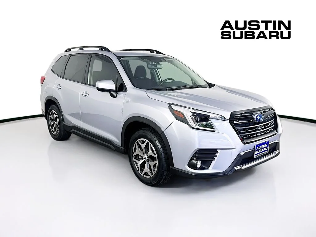 2024 Subaru Forester Premium's photo