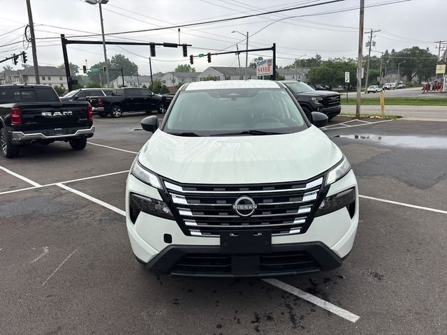 Used 2024 White Nissan S image 5