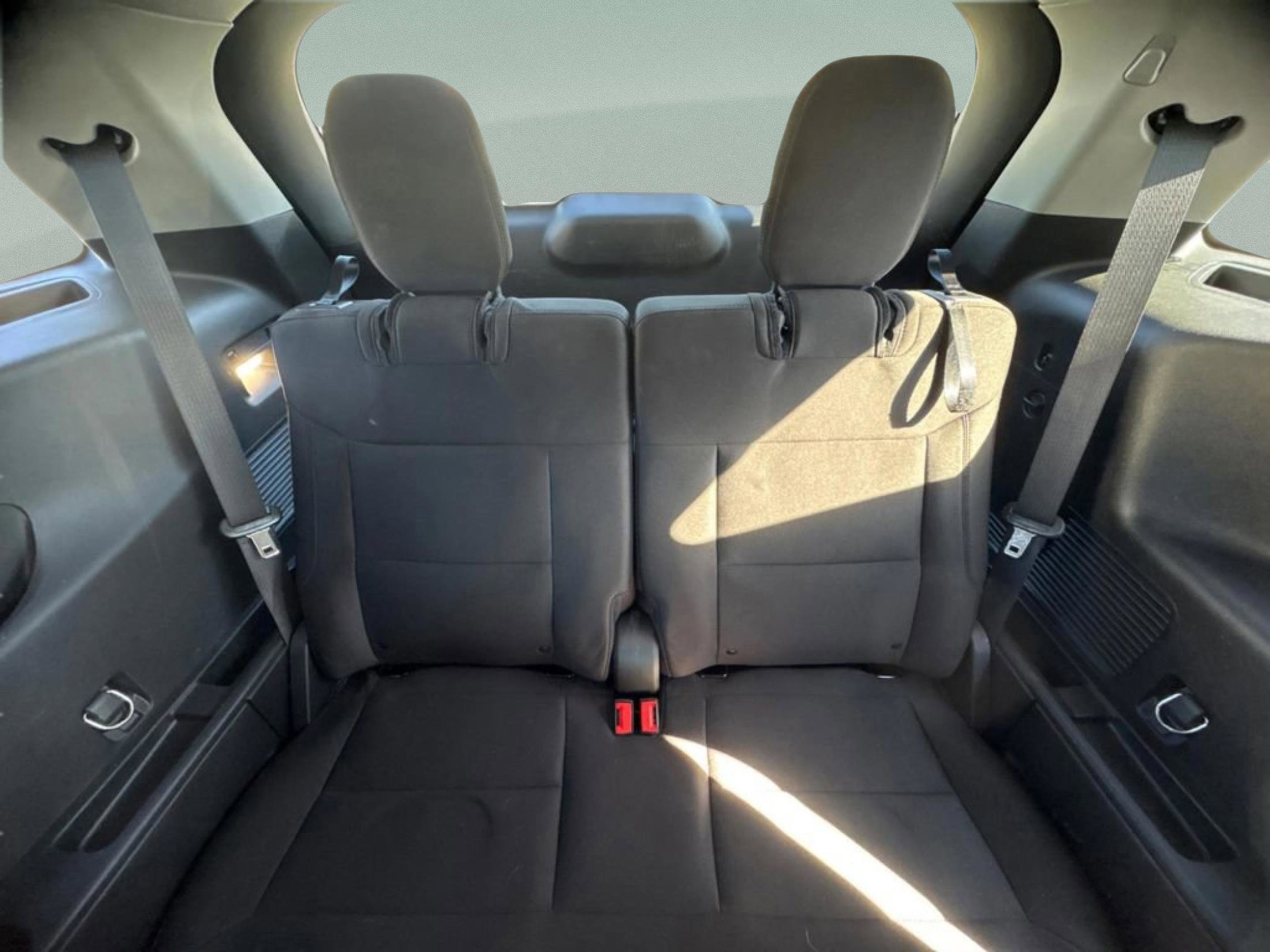 Used 2023 Gray Metallic Ford XLT image 35