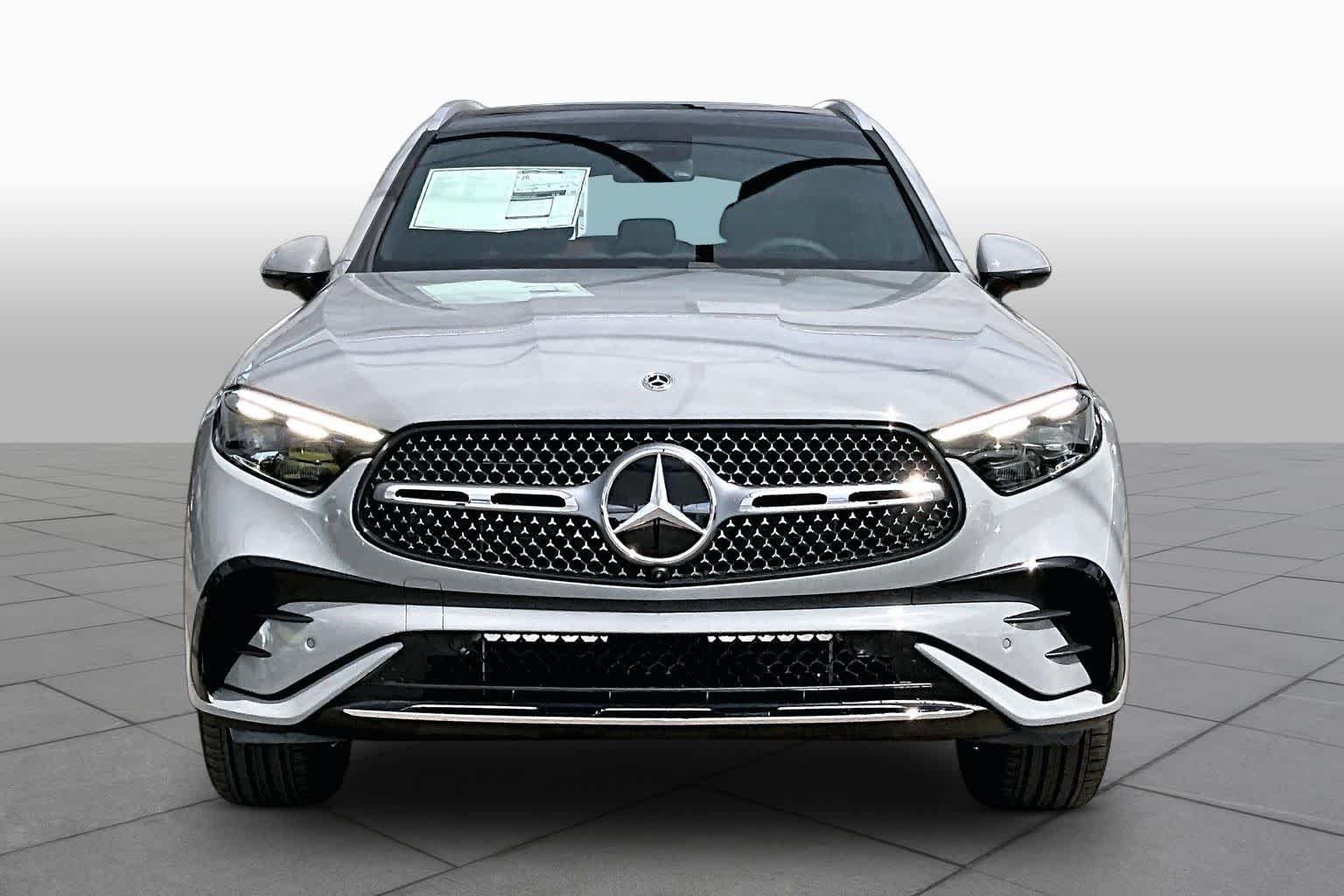 New 2026 MANUFAKTUR Alpine Grey Mercedes-Benz GLC 300 image 3