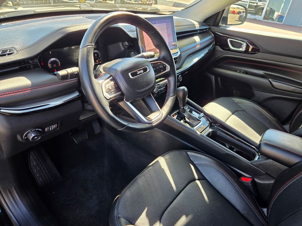 Used 2022 Black Jeep Trailhawk image 10