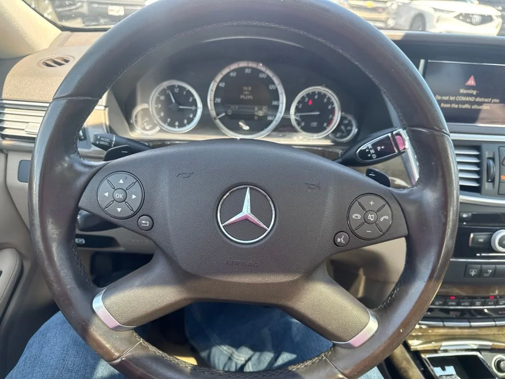 Used 2010 Diamond White Metallic Mercedes-Benz E 350 image 15