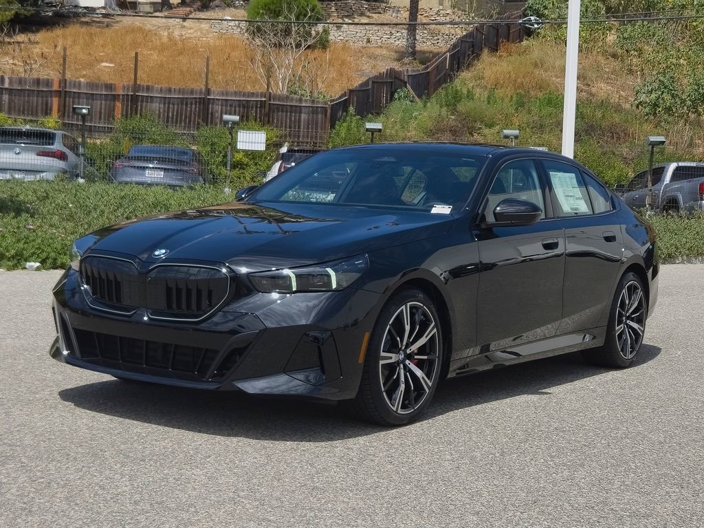 New 2026 Black Sapphire Metallic BMW 530i image 2