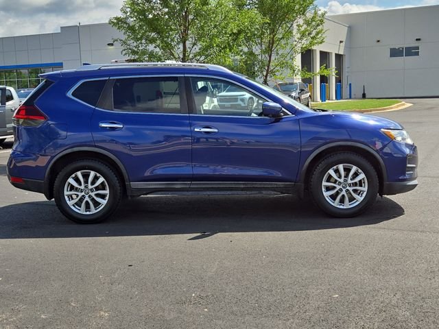 Used 2018 Blue Nissan SV image 8