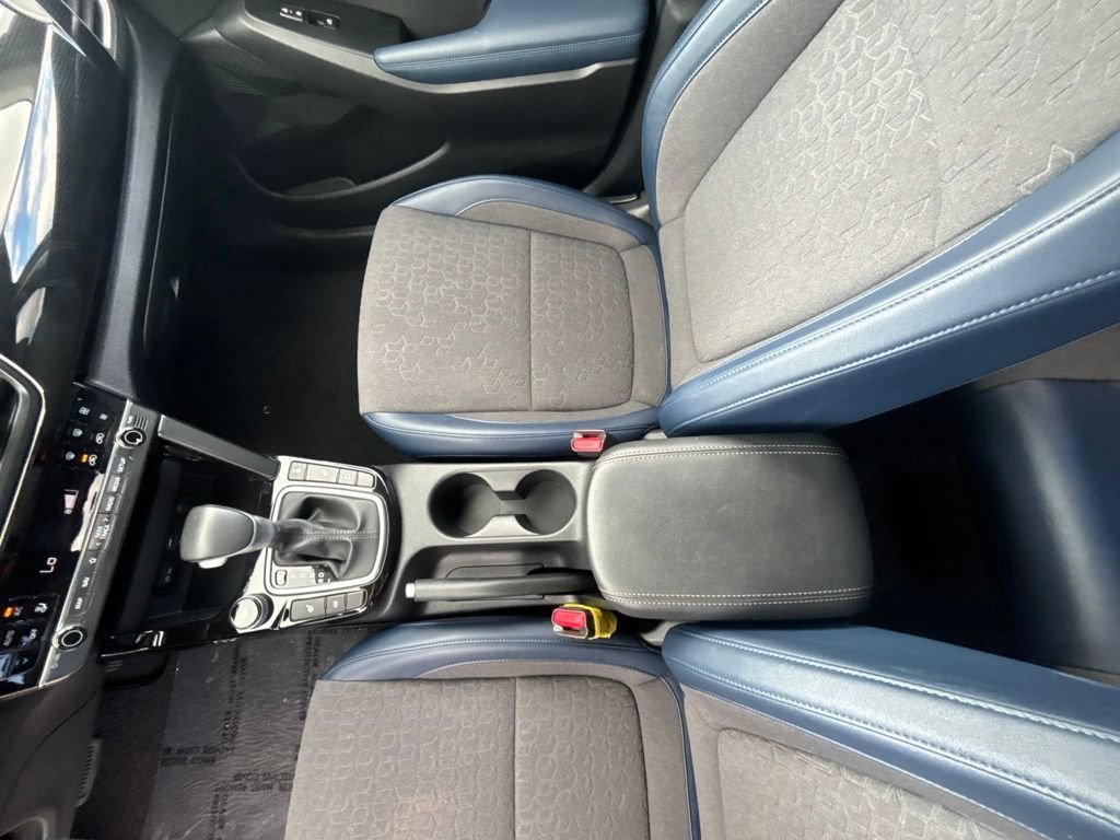 Used 2025 Fusion Black Kia S image 15