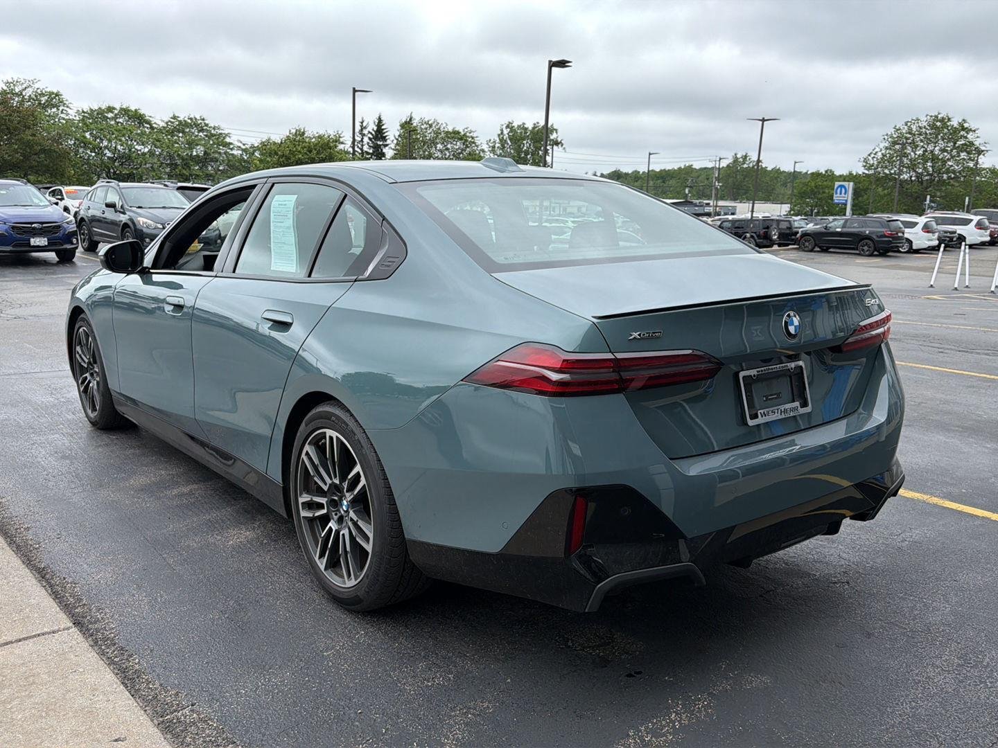 Used 2024 Cape York Green Metallic BMW 540i xDrive image 10