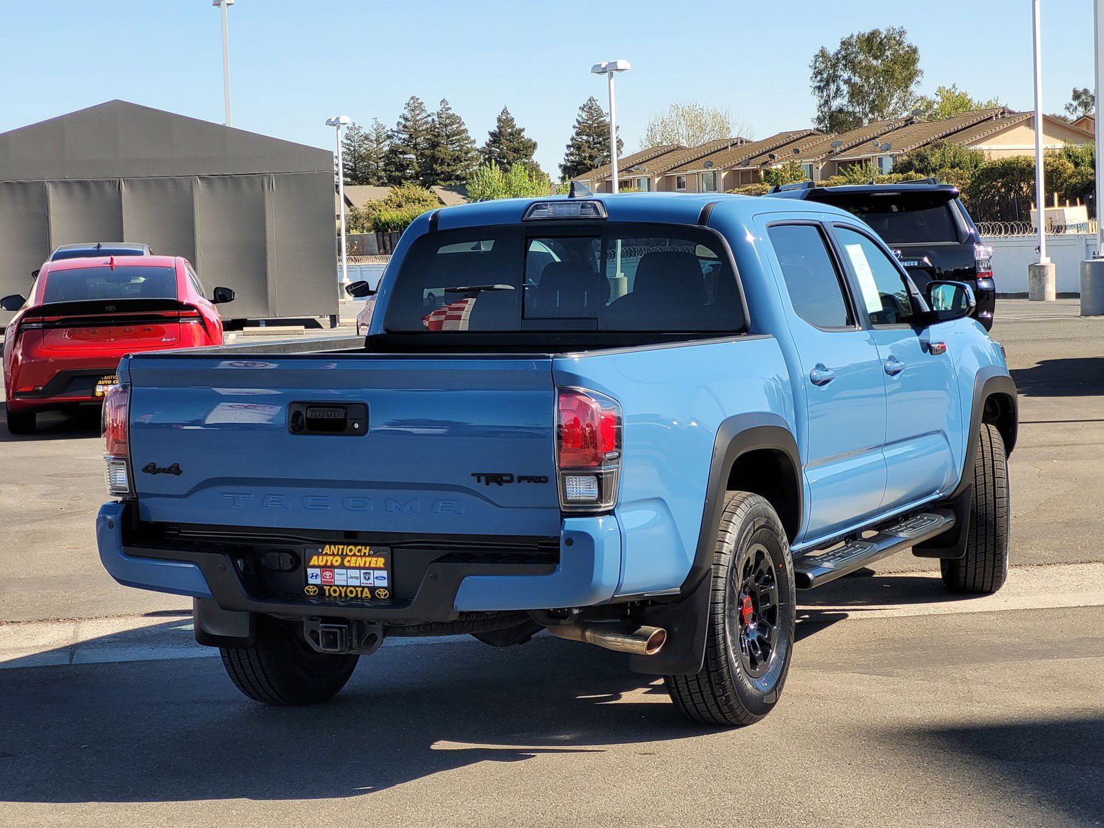 Used 2018  Toyota  image 4