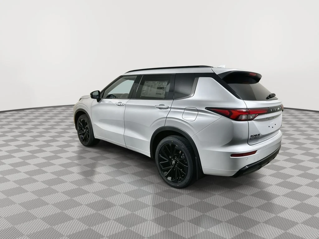 New 2026 White Nissan Platinum image 6