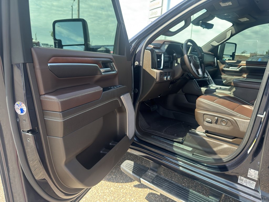 Used 2024 Titanium Rush Metallic GMC Denali image 10