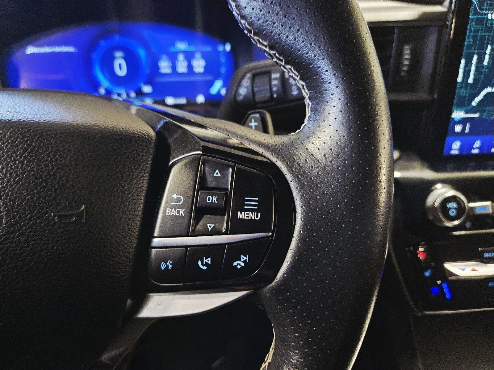 Used 2023 Agate Black Ford ST image 17