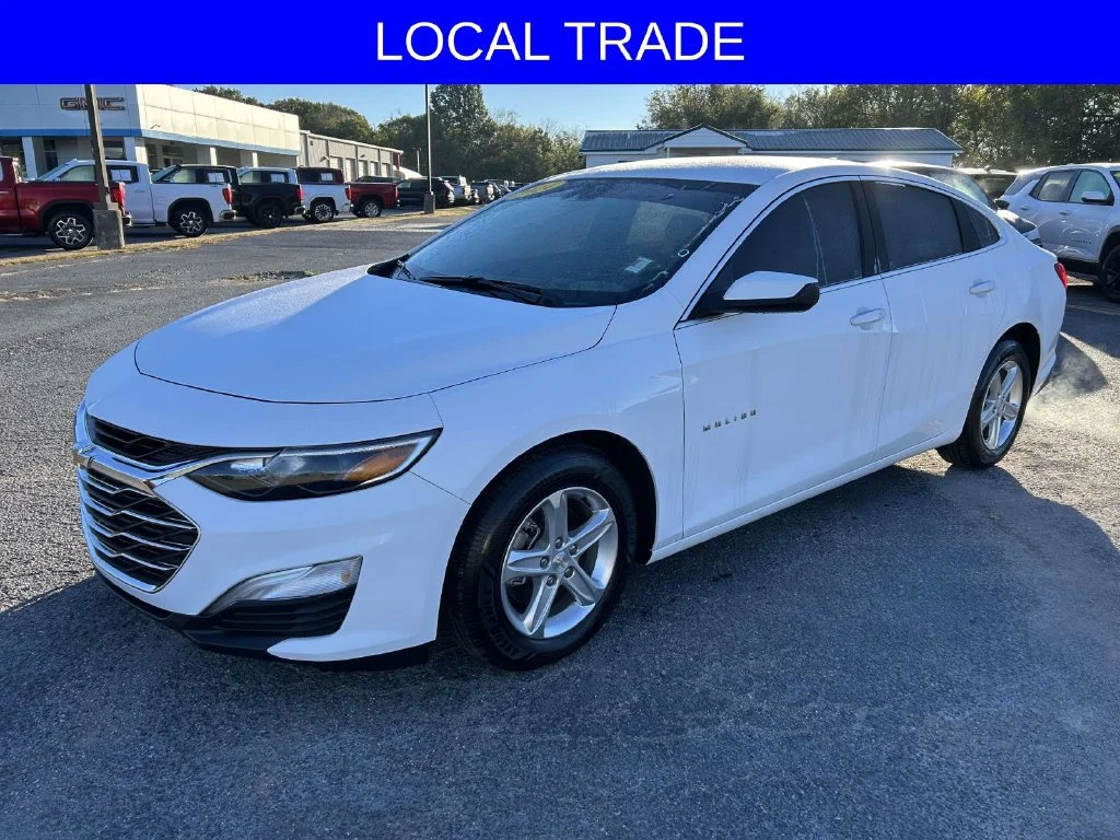 Used 2024 Summit White Chevrolet LS image 8