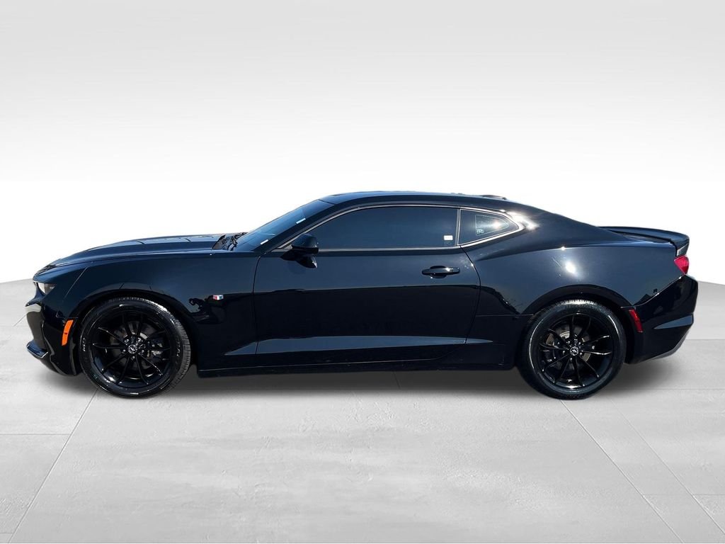 Used 2019 Black Chevrolet 1LT image 2