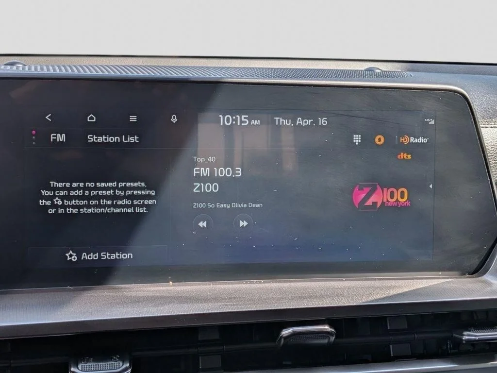 Used 2024 Black Kia S image 20