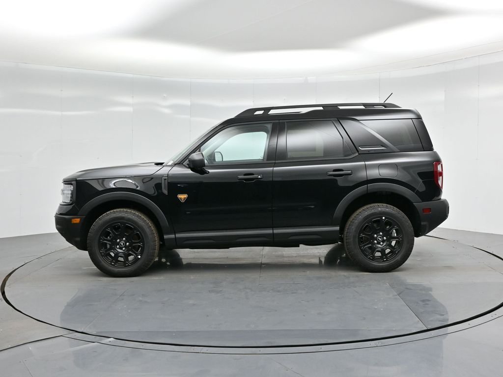 New 2025 Shadow Black Ford Badlands image 33