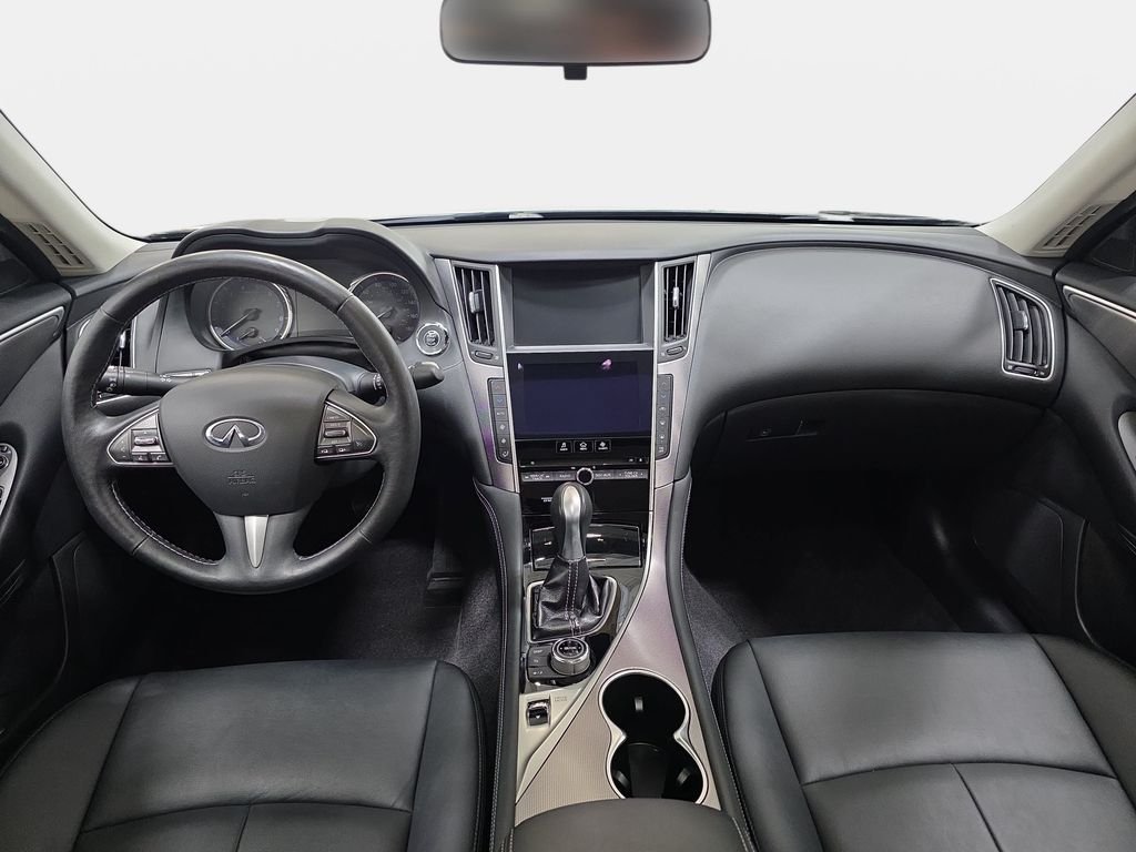 Used 2015 Black Obsidian INFINITI Base image 10