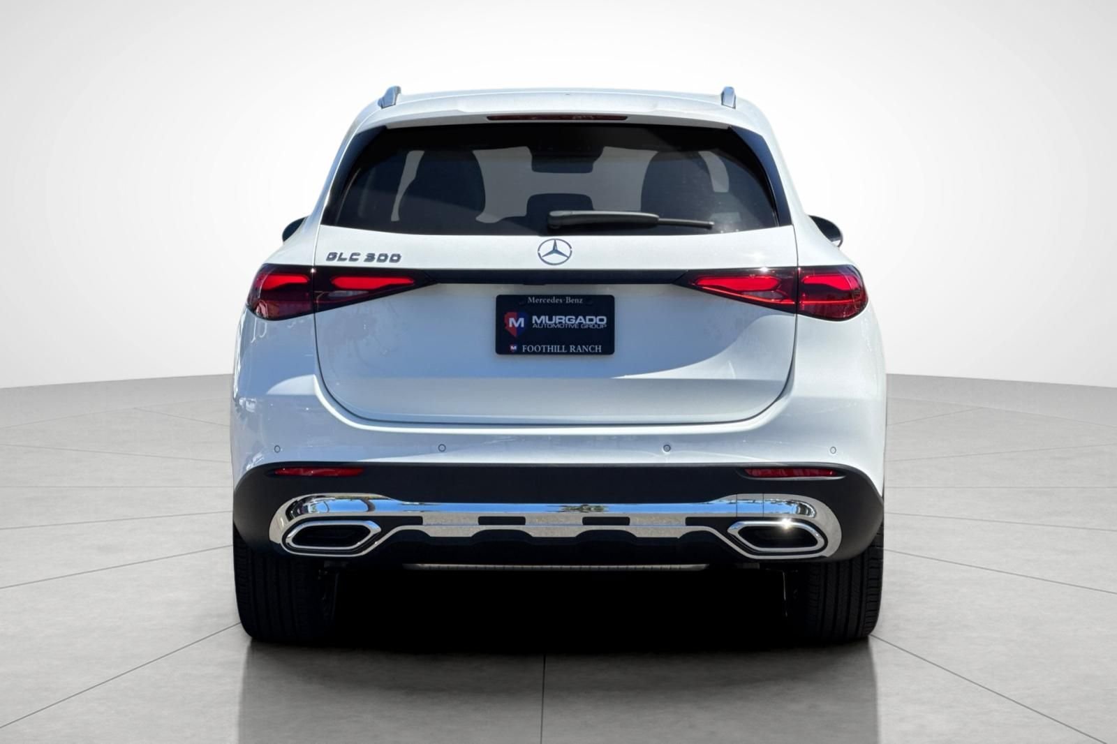 New 2027 Polar White Mercedes-Benz GLC 300 image 9