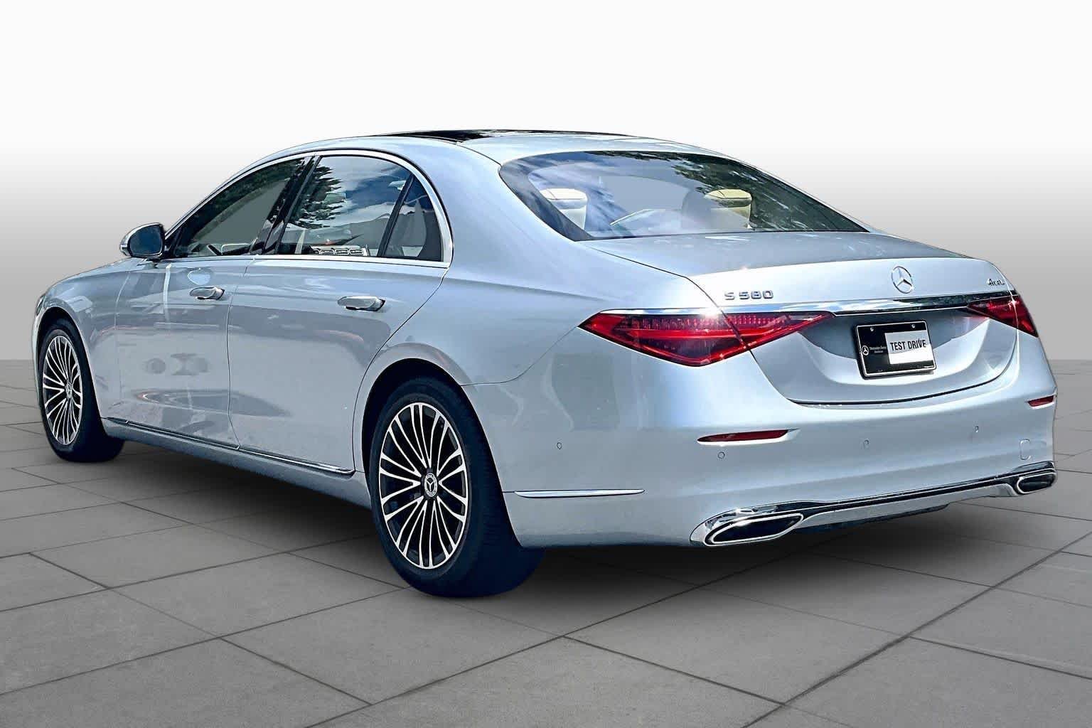 Used 2021 Cirrus Silver Mercedes-Benz S 580 image 12