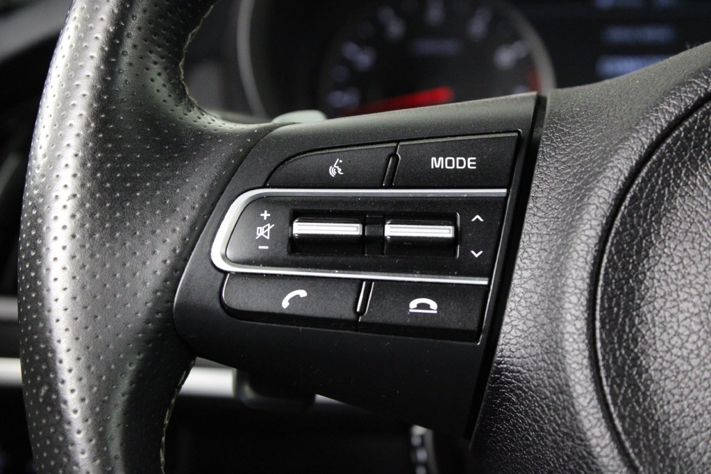 Used 2019 White Kia GT2 image 26