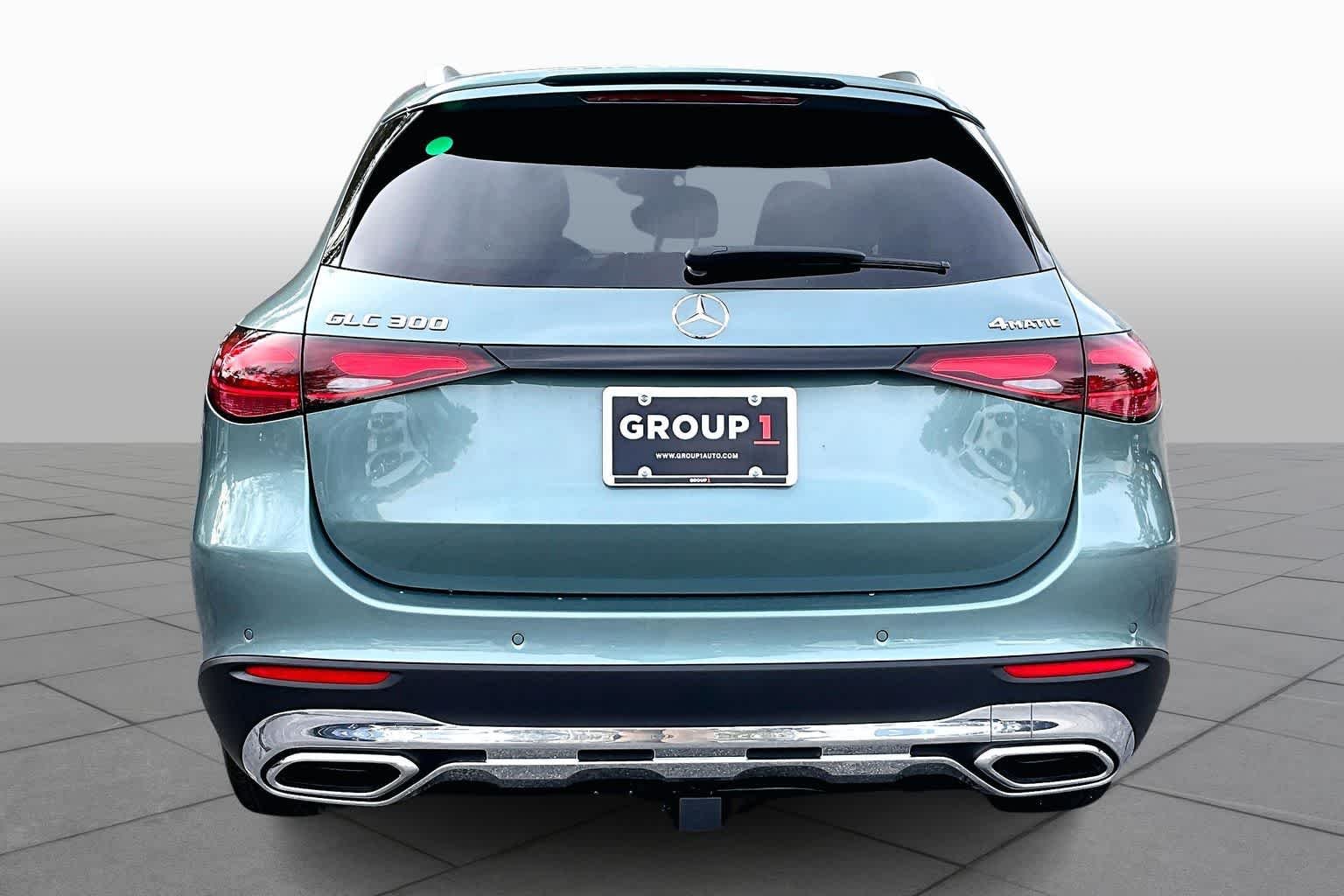 Used 2026 Verde Silver Metallic Mercedes-Benz GLC 300 image 5
