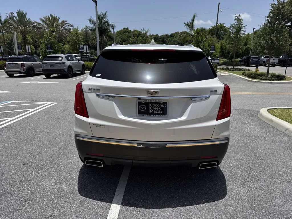 Used 2018 Cadillac XT5 Luxury with VIN 1GYKNCRS5JZ223464 for sale in Coconut Creek, FL