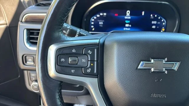Used 2023 Summit White Chevrolet Z71 image 24