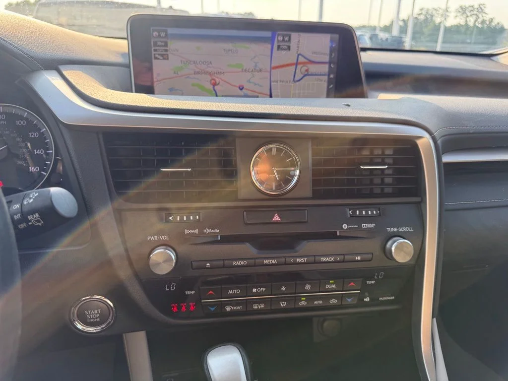 Used 2019 White Lexus 350 image 13