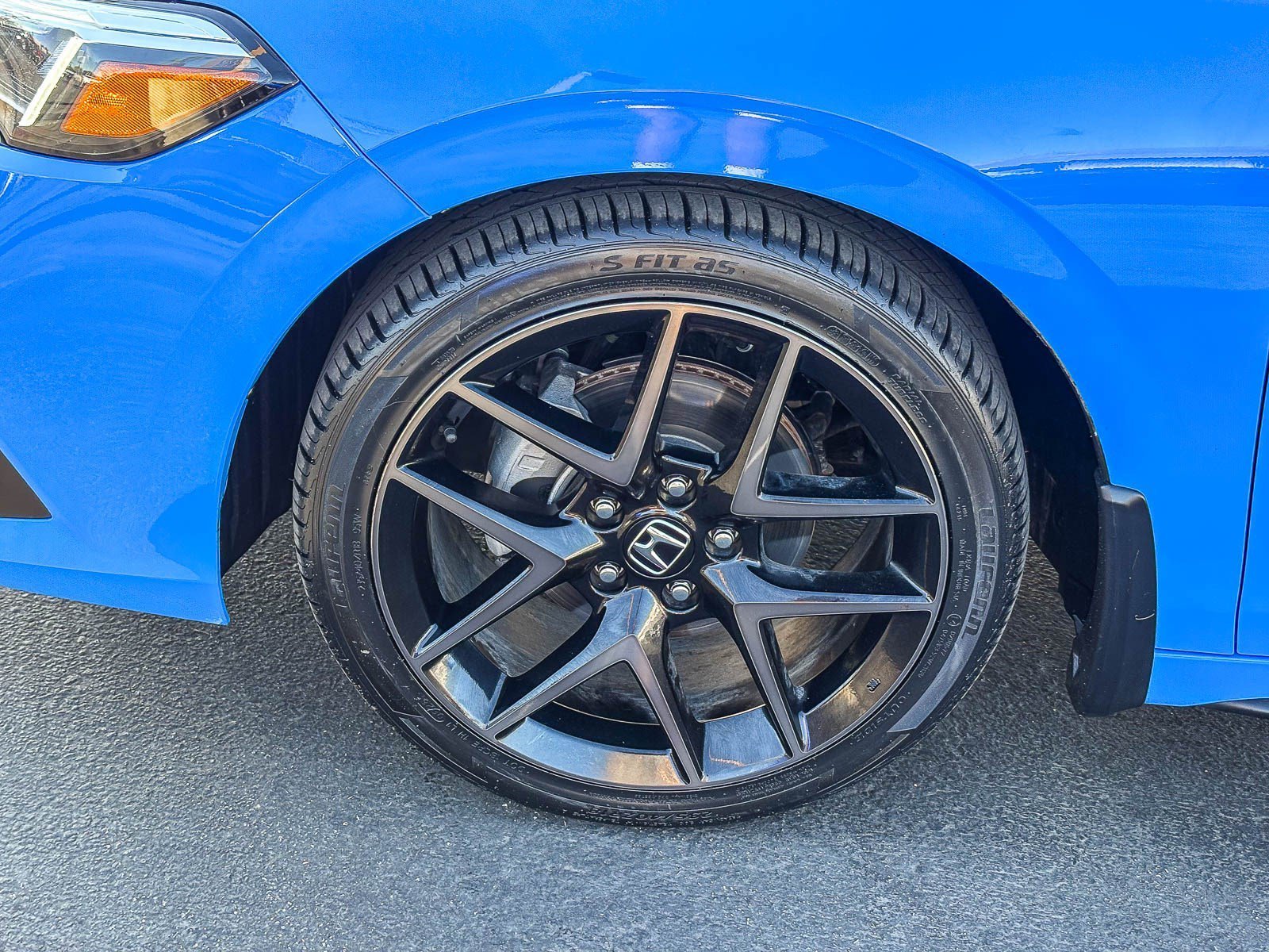 Used 2024 Boost Blue Pearl Honda 1.5T SP TRG image 10