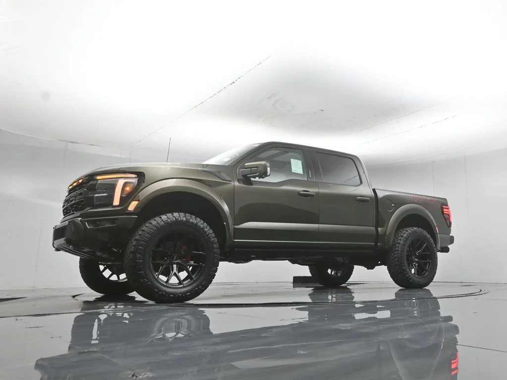 New 2026 Shelter Green Ford Raptor image 50