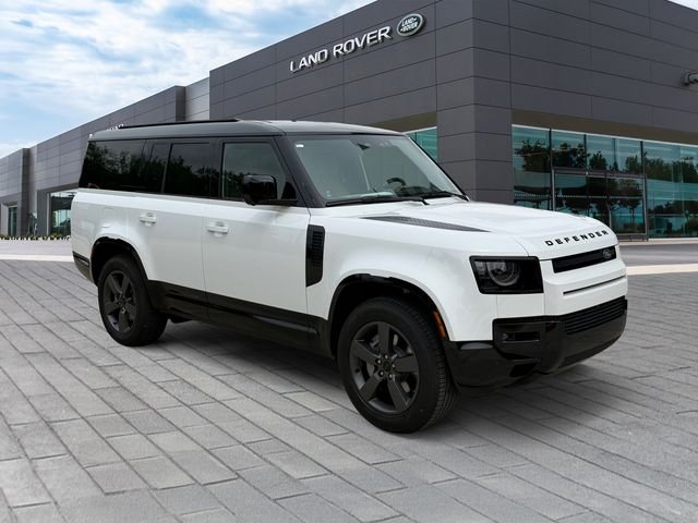 New 2026 Fuji White Land Rover X-Dynamic SE image 7