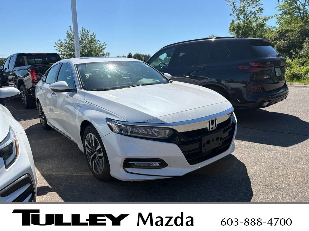 Used 2020 White Honda EX-L image 1