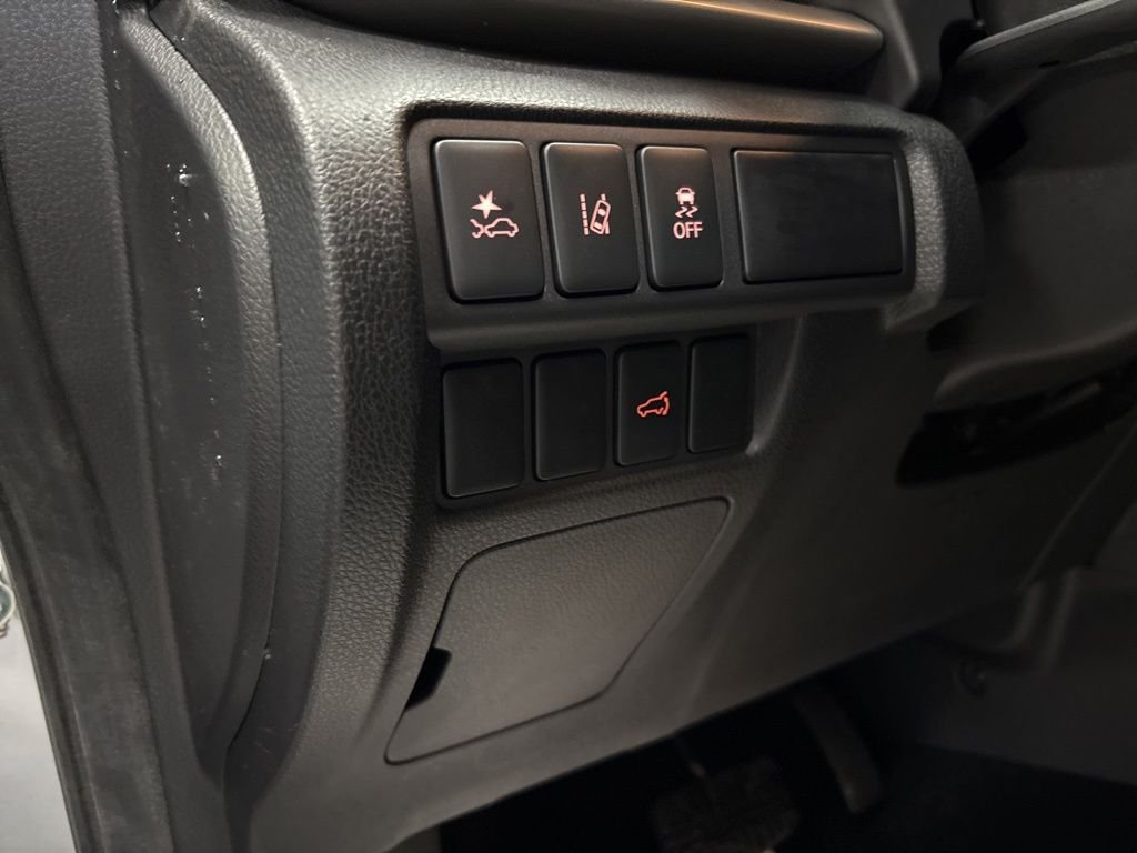 2024 Mitsubishi Eclipse Cross SE - Photo 17