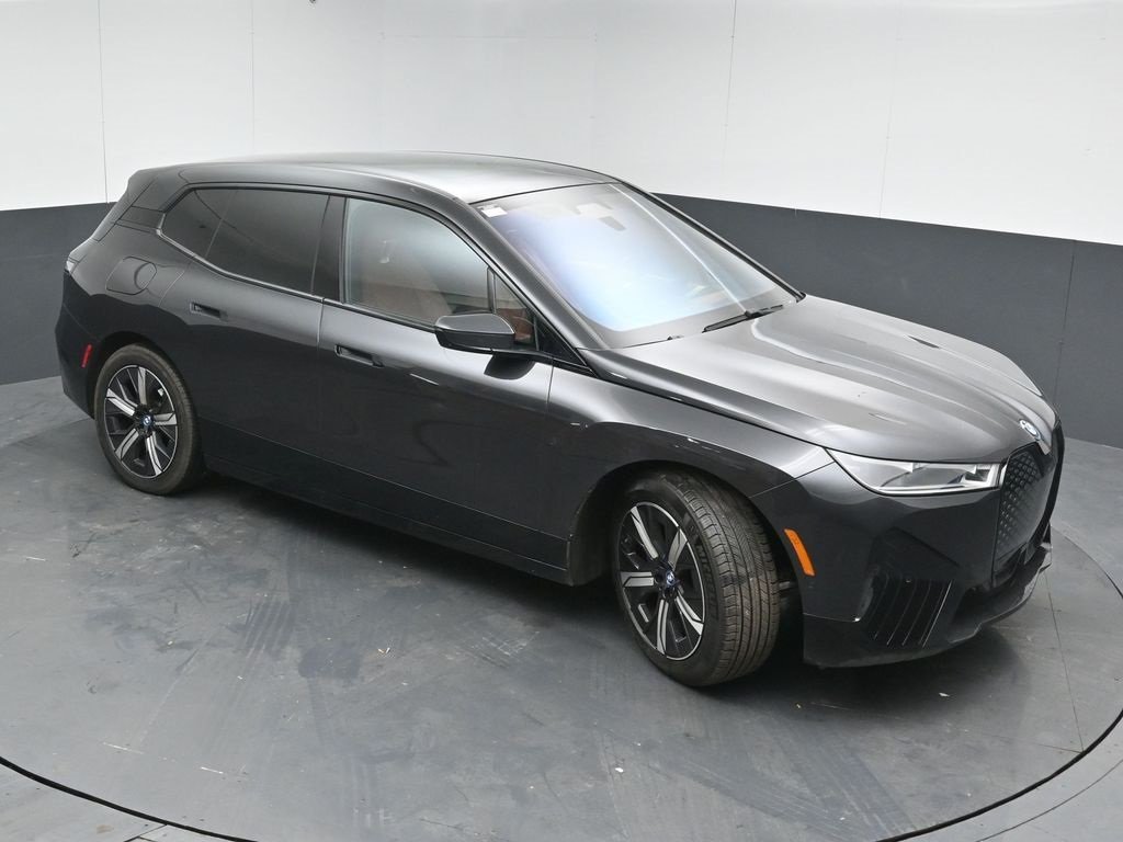 2023 BMW IX - Image 46