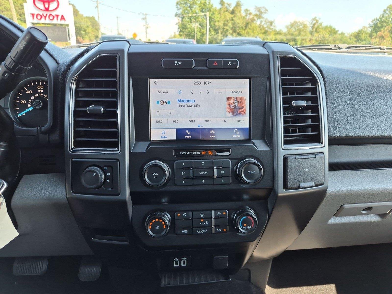 Used 2019 Magnetic Metallic Ford XLT image 27