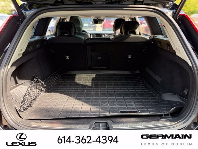 Used 2020 Black Volvo T5 image 18