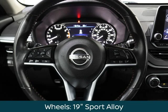 Certified Used 2024 White Nissan 2.5 SR image 17