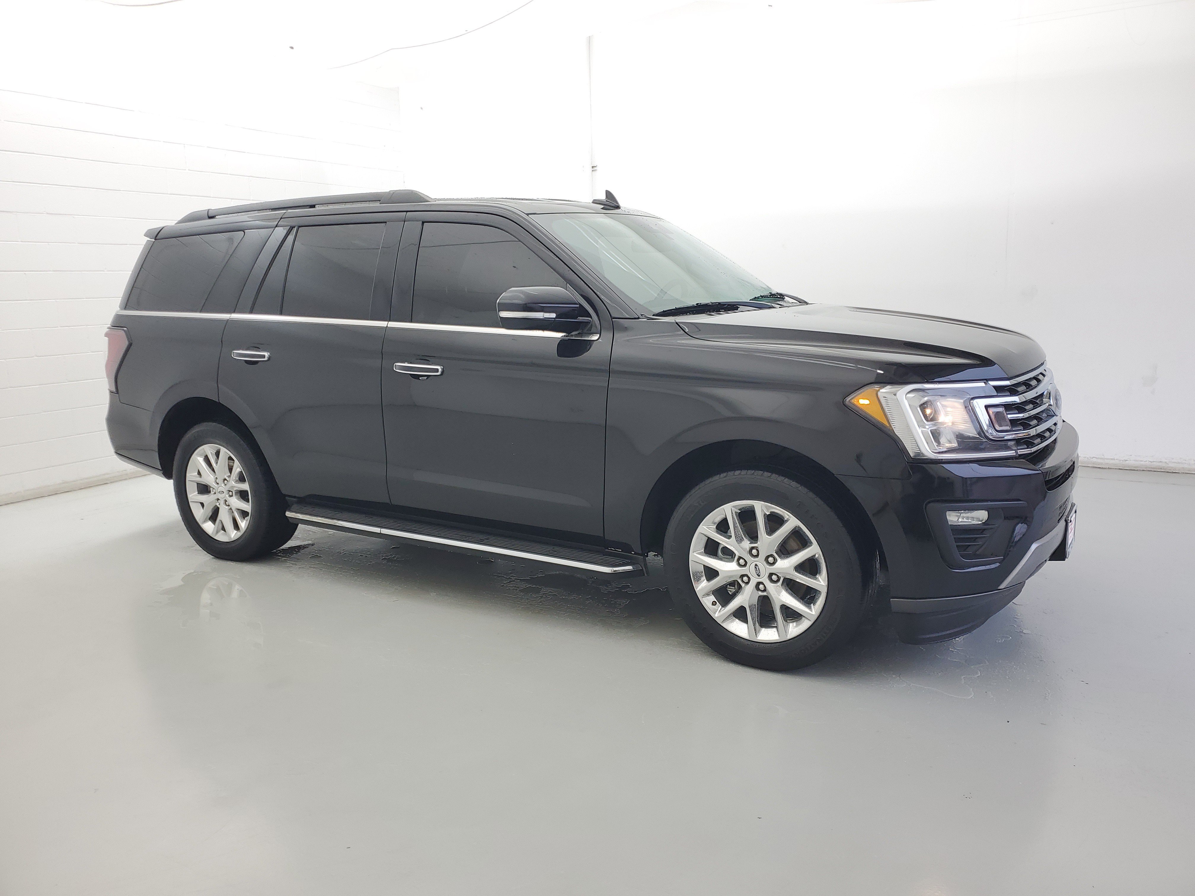 Used 2020 Agate Black Ford XLT image 4