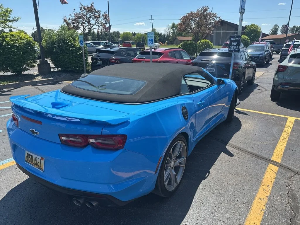 Used 2023 Rapid Blue Chevrolet LT1 image 3