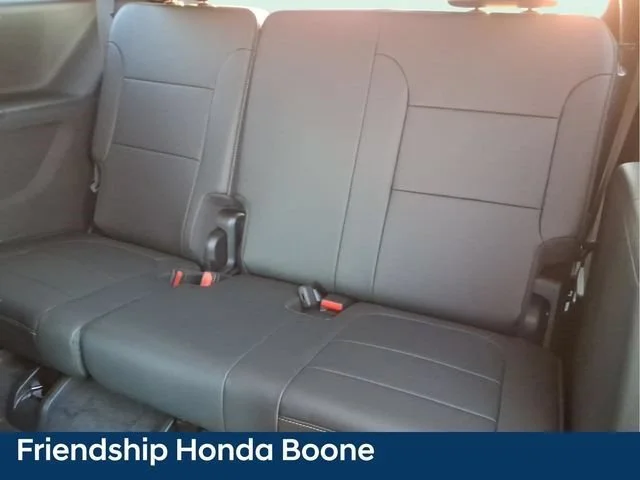 Used 2023 Summit White Chevrolet LT Leather image 18